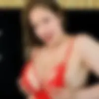 Inés, 27