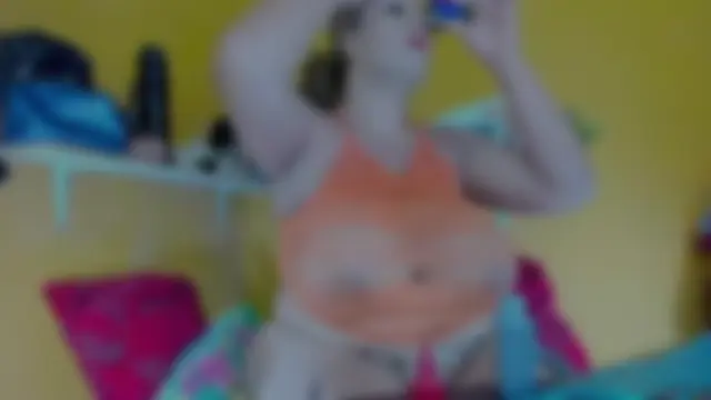 Alejandra, 29