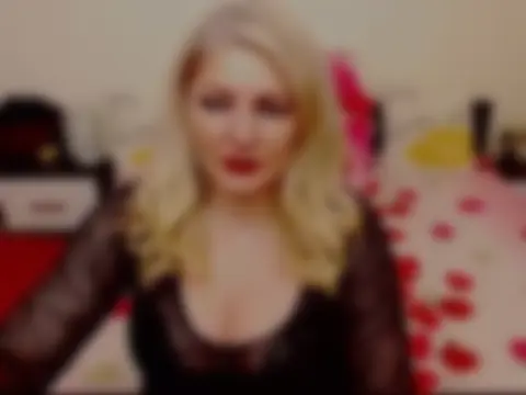 Ella, 42