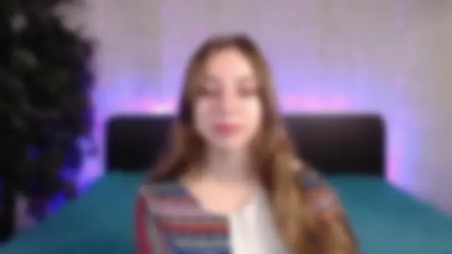 Ellie, 22